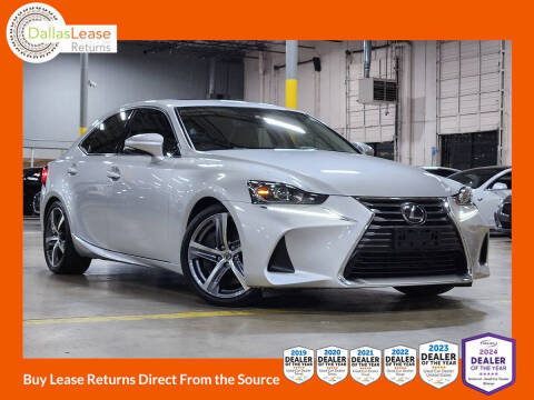 2019 Lexus IS IS 300 RWD photo