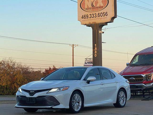 2019 Toyota Camry XLE FWD photo