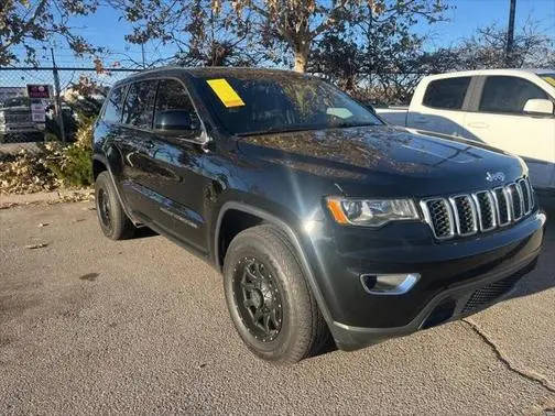 2019 Jeep Grand Cherokee Laredo E 4WD photo