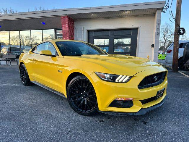 2015 Ford Mustang GT Premium RWD photo
