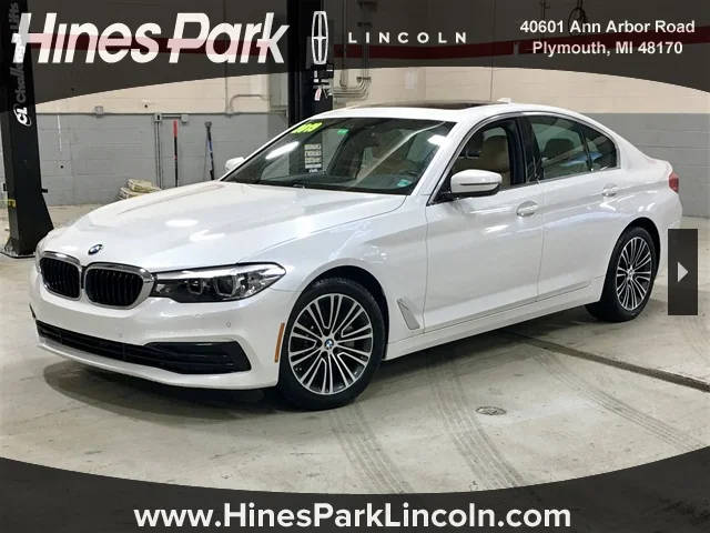 2019 BMW 5 Series 530i RWD photo