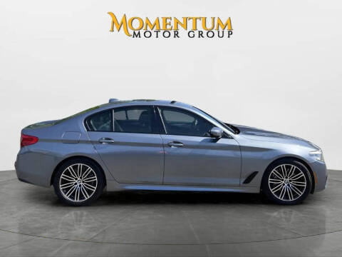 2019 BMW 5 Series 530i RWD photo