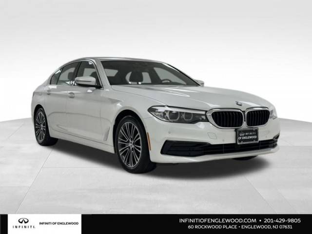 2019 BMW 5 Series 530i xDrive AWD photo