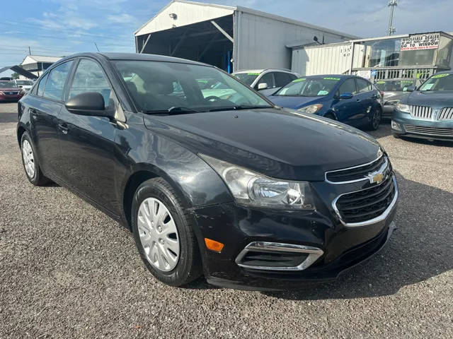 2015 Chevrolet Cruze LS FWD photo