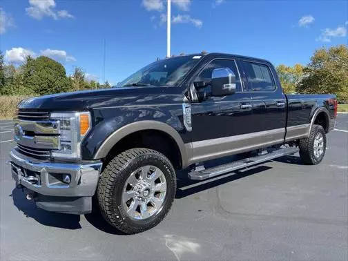 2019 Ford F-350 Super Duty LARIAT 4WD photo