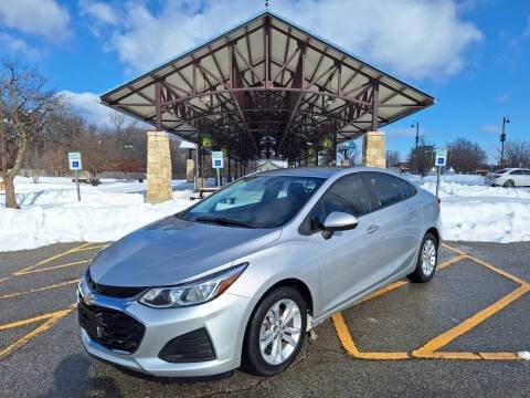 2019 Chevrolet Cruze LS FWD photo