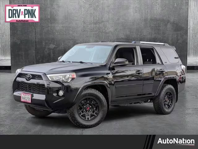 2019 Toyota 4Runner SR5 RWD photo