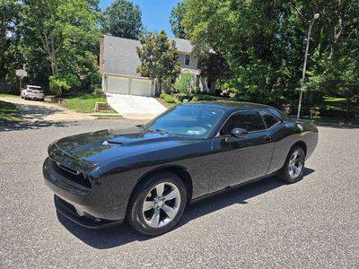 2018 Dodge Challenger SXT RWD photo