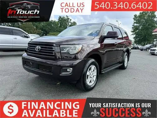 2018 Toyota Sequoia SR5 4WD photo