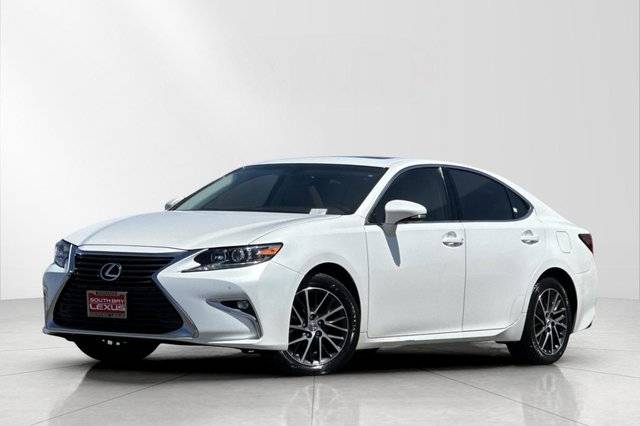 2016 Lexus ES FWD photo