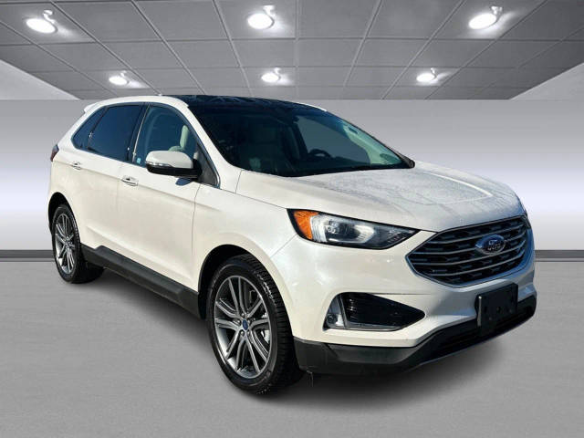 2019 Ford Edge Titanium AWD photo