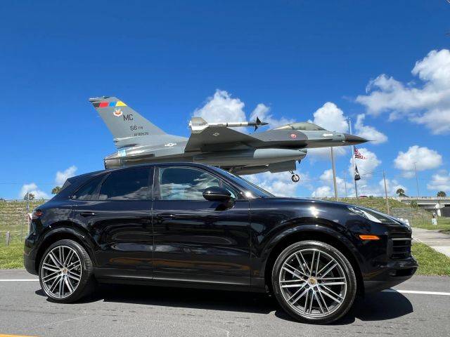 2019 Porsche Cayenne AWD photo
