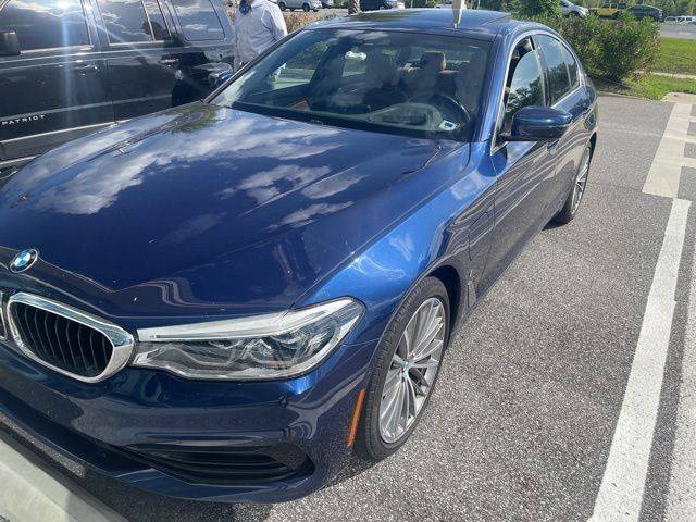 2019 BMW 5 Series 530e iPerformance RWD photo