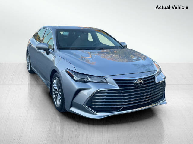 2019 Toyota Avalon Limited FWD photo