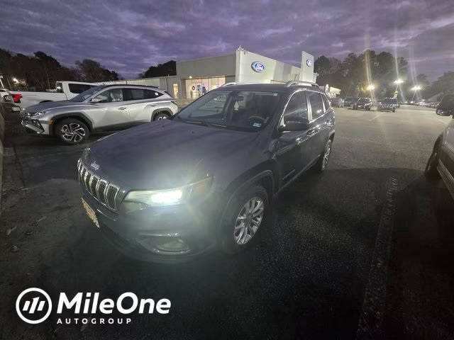 2019 Jeep Cherokee Latitude FWD photo