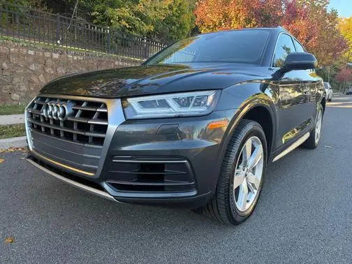 2019 Audi Q5 Premium Plus AWD photo