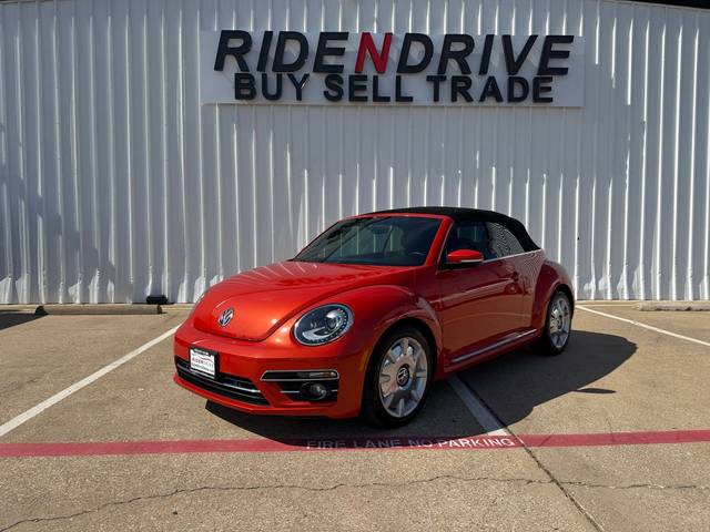 2019 Volkswagen Beetle SE FWD photo