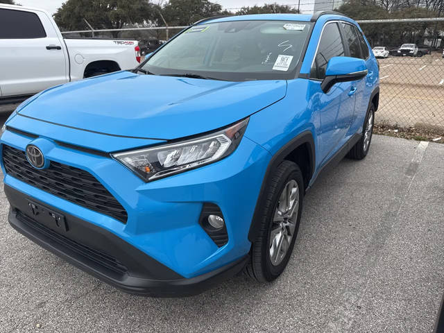 2019 Toyota RAV4 XLE Premium FWD photo