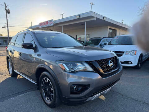 2019 Nissan Pathfinder SV 4WD photo