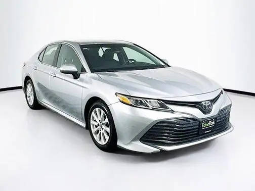 2018 Toyota Camry LE FWD photo