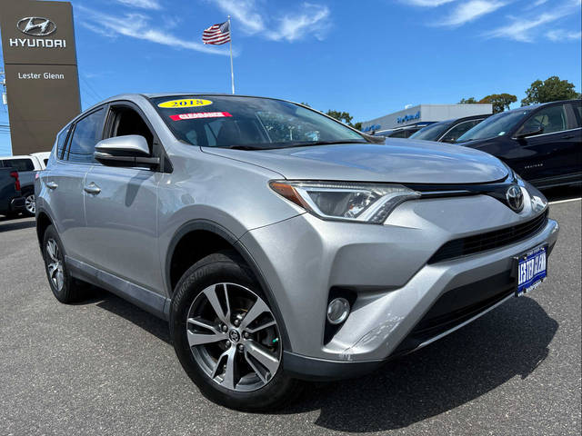 2018 Toyota RAV4 XLE AWD photo