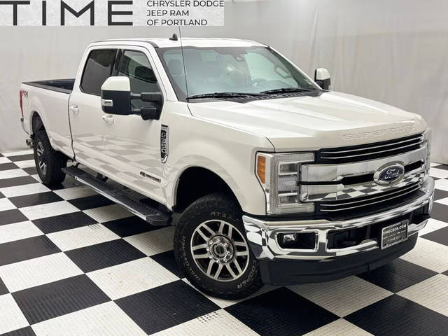 2019 Ford F-350 Super Duty LARIAT 4WD photo