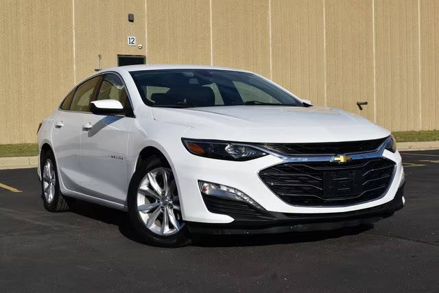 2019 Chevrolet Malibu LT FWD photo