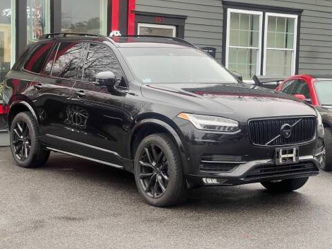 2016 Volvo XC90 T6 Momentum AWD photo