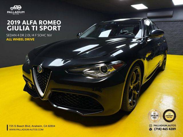 2019 Alfa Romeo Giulia Ti Sport AWD photo