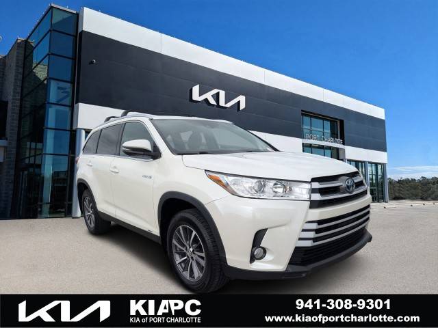 2019 Toyota Highlander Hybrid XLE AWD photo