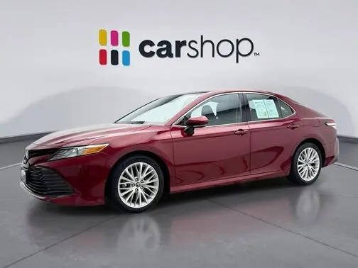 2019 Toyota Camry XLE FWD photo