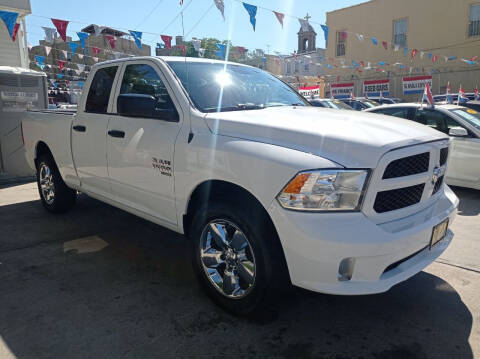 2019 Ram 1500 Express 4WD photo