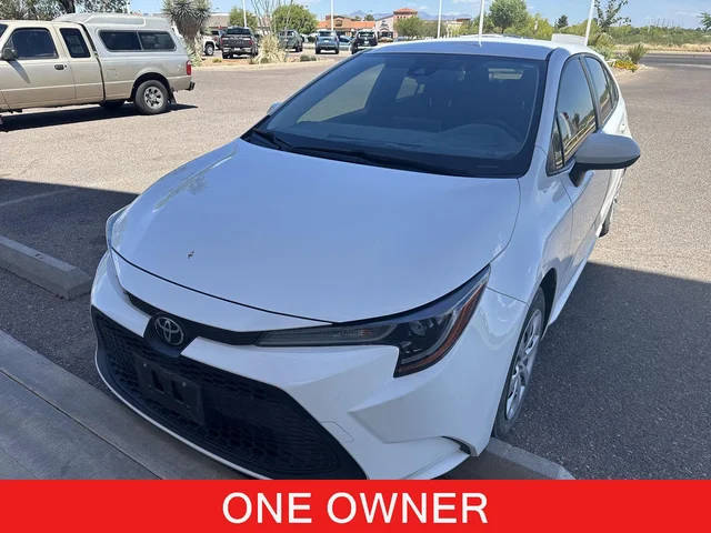 2020 Toyota Corolla LE FWD photo