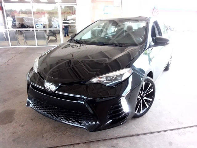 2017 Toyota Corolla SE FWD photo