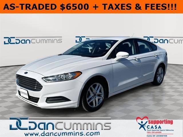 2016 Ford Fusion SE FWD photo