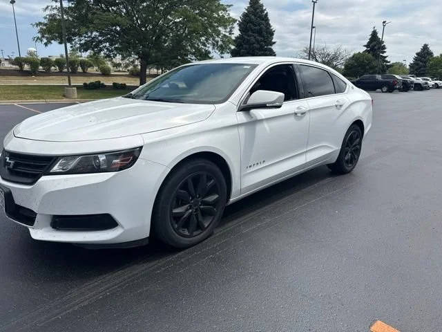 2017 Chevrolet Impala LT FWD photo