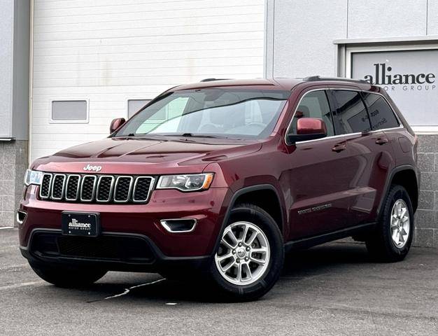 2019 Jeep Grand Cherokee Laredo E 4WD photo