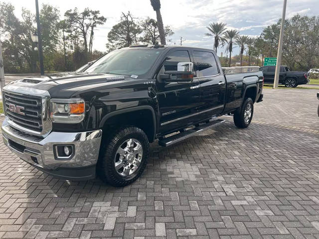 2019 GMC Sierra 2500HD SLT 4WD photo