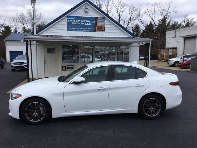 2019 Alfa Romeo Giulia  AWD photo