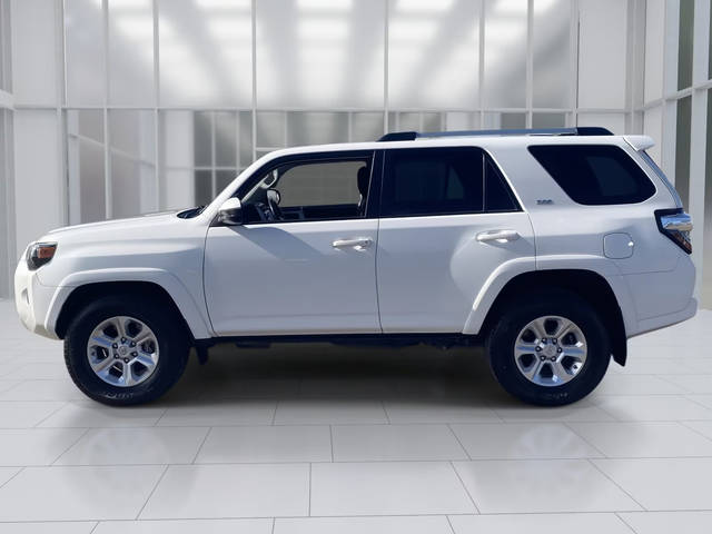 2019 Toyota 4Runner SR5 RWD photo