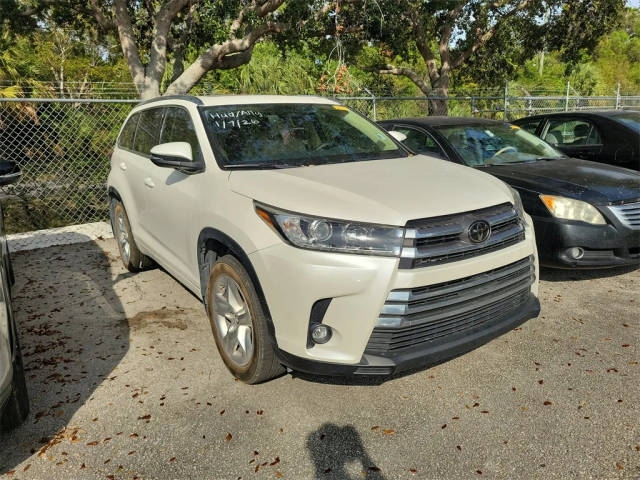 2019 Toyota Highlander Limited AWD photo