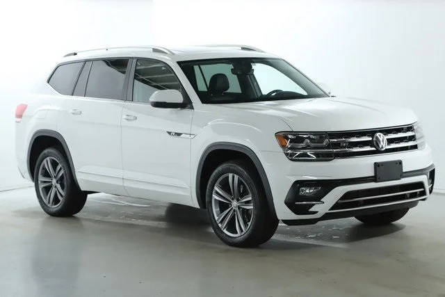 2019 Volkswagen Atlas 3.6L V6 SEL R-Line AWD photo