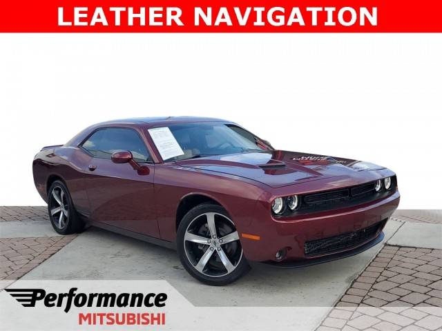 2019 Dodge Challenger SXT RWD photo