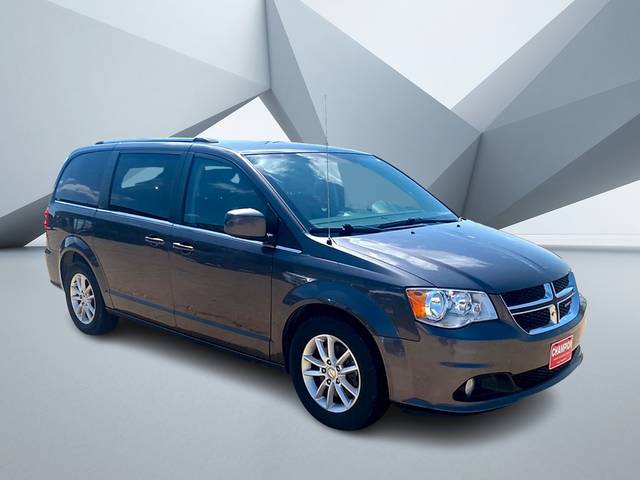 2018 Dodge Grand Caravan SXT FWD photo
