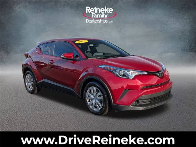 2019 Toyota C-HR LE FWD photo