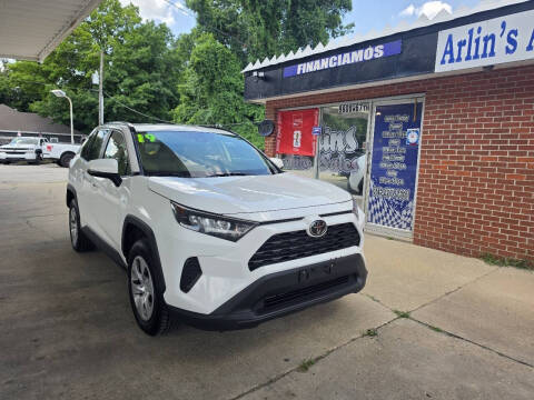 2019 Toyota RAV4 LE AWD photo