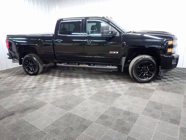 2019 Chevrolet Silverado 2500HD LTZ 4WD photo