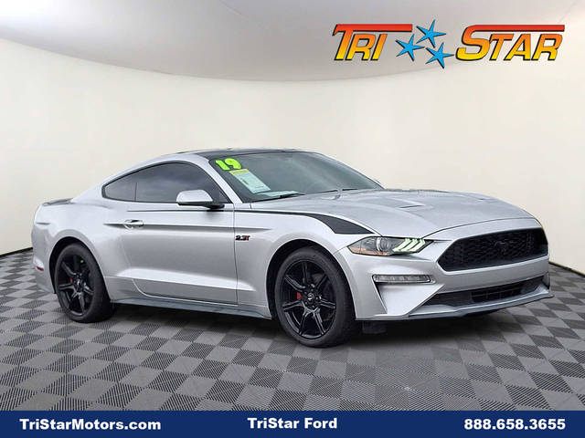 2019 Ford Mustang EcoBoost RWD photo