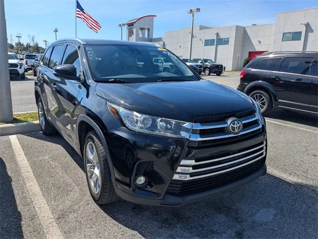 2019 Toyota Highlander Limited FWD photo