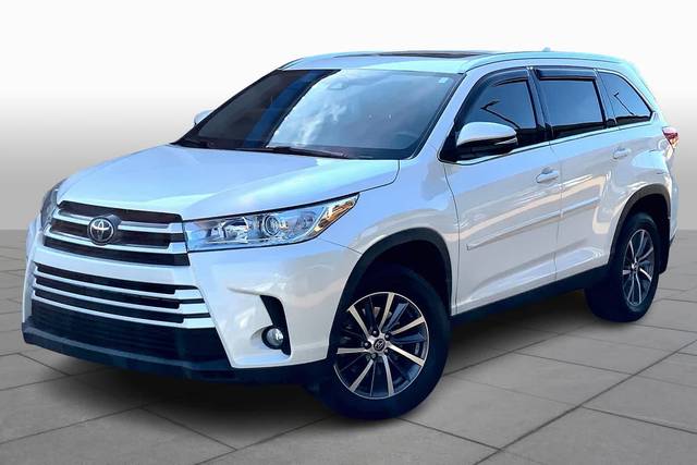 2019 Toyota Highlander XLE FWD photo